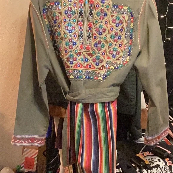 XS ZARA WOMEN ARMY GREEN GORGEOUS JACKET ARMY GREEN/COLORS - Picture 8 of 9